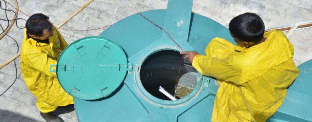 شركة تنظيف خزانات بالخبر 0539351448 خصم 30 %